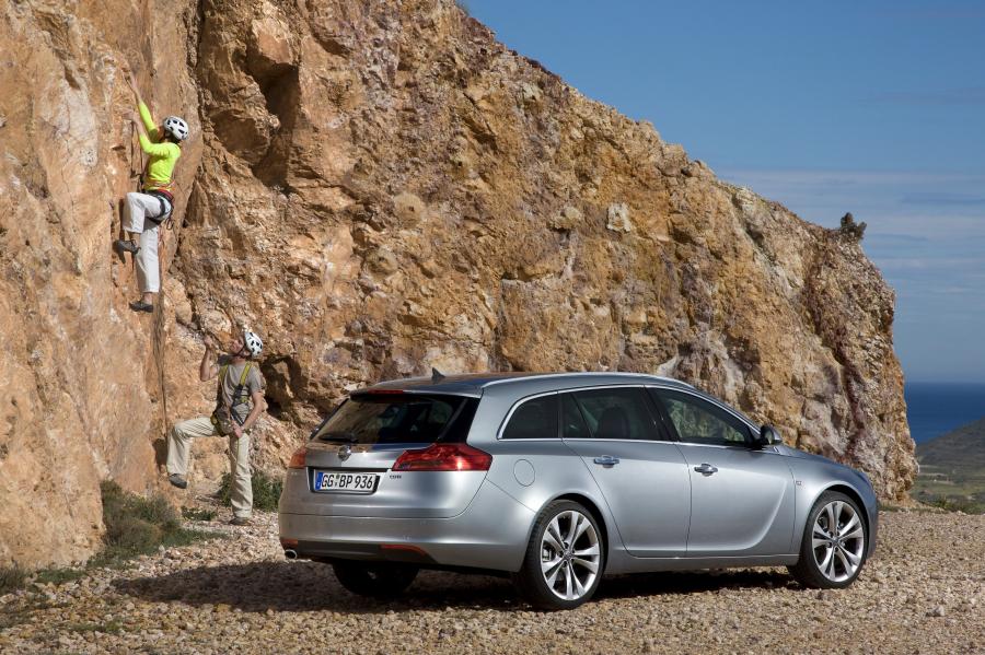  Opel Insignia Sports Tourer 2008 года  (фото 95 из 127)